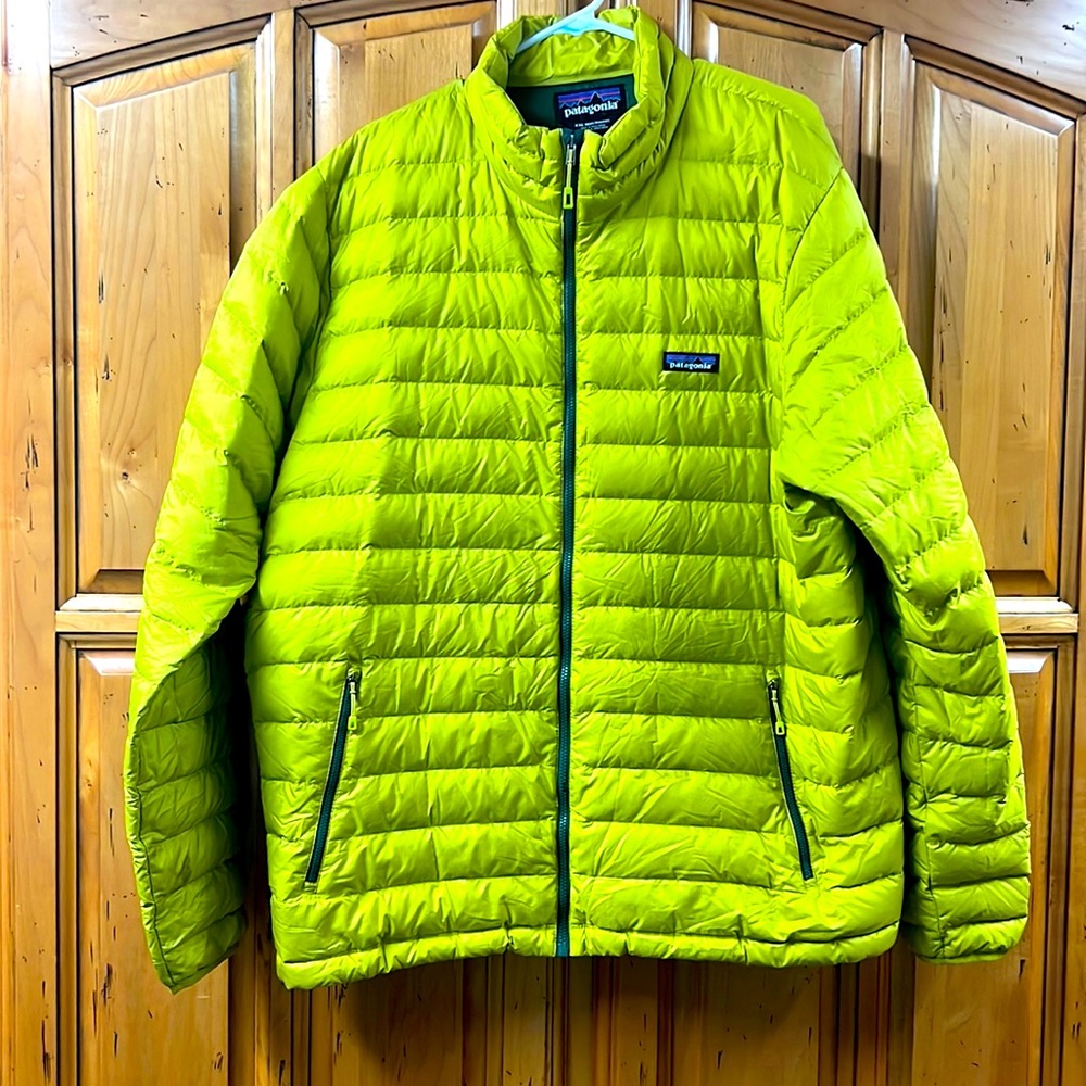 Mens XXL Patagonia Nano Puff Insulated Jacket in Lime green.